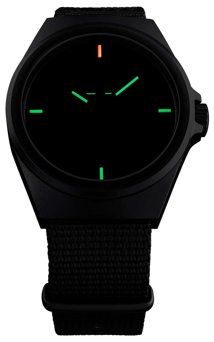 Traser P59 Essential M 108218 Herrenuhr • H3-Tritium • Swiss Made