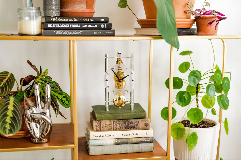 Hermle Tischuhr 19,5x11x6 cm Messing • Lautloses Uhrwerk • Mechanisches 8-Tage-Werk