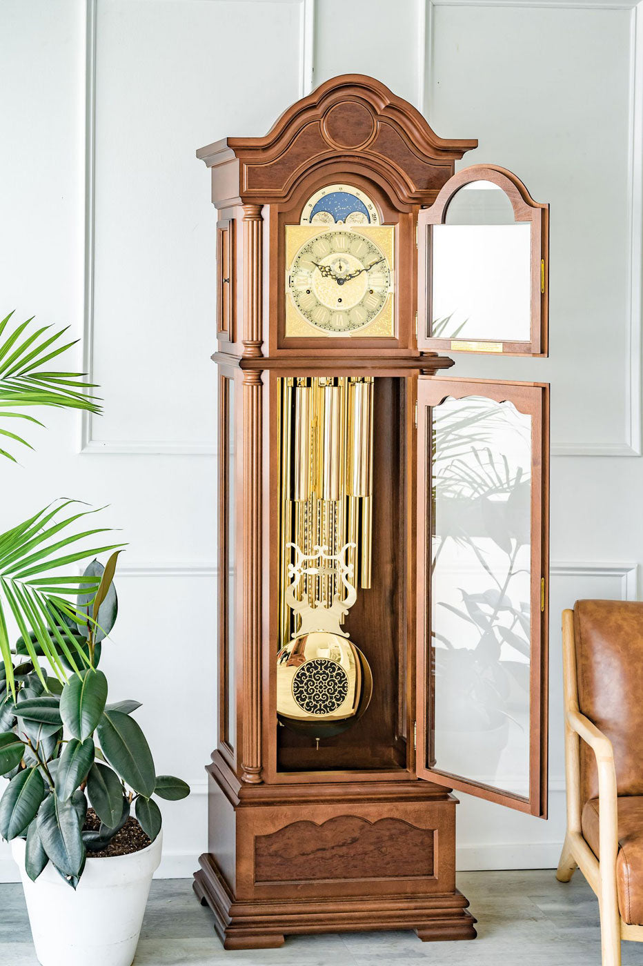 Hermle Standuhr 206x61x33 cm Holz • Mechanisches 8-Tage Uhrwerk • Dreifach-Schlagwerk
