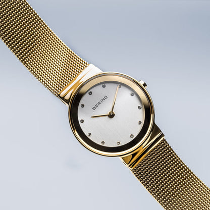 Bering Classic 10126-334 Damenuhr • Kratzfestes Saphirglas • Feines Milanaise-Armband