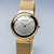 Bering Classic 10126-334 Damenuhr • Kratzfestes Saphirglas • Feines Milanaise-Armband