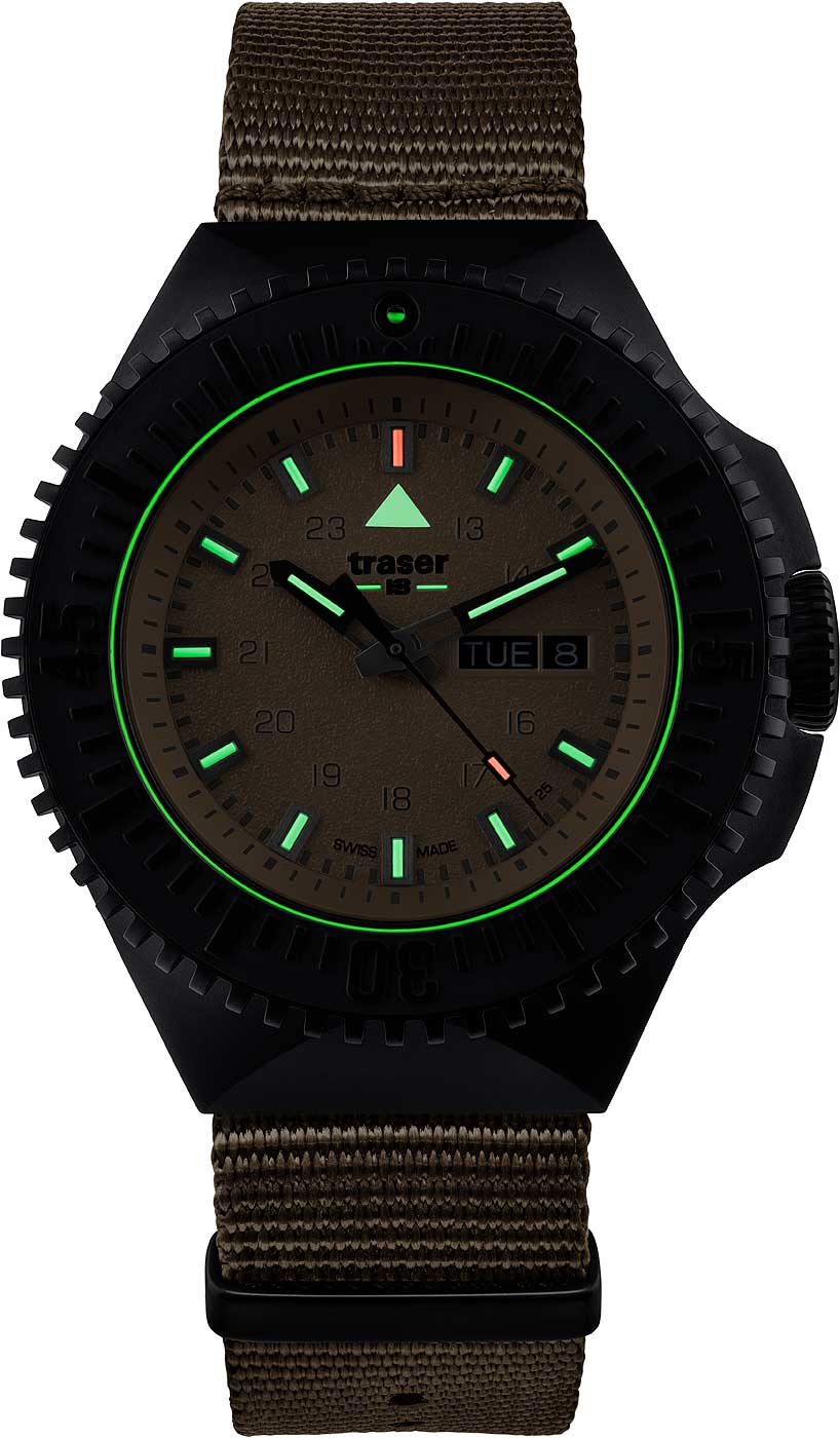 Traser P69 Black Stealth 109860 Herrenuhr • Trigalight H3 • Swiss Made