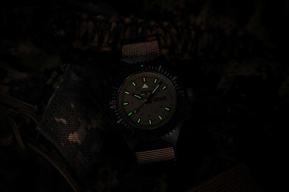 Traser P69 Black Stealth 109860 Herrenuhr • Trigalight H3 • Swiss Made
