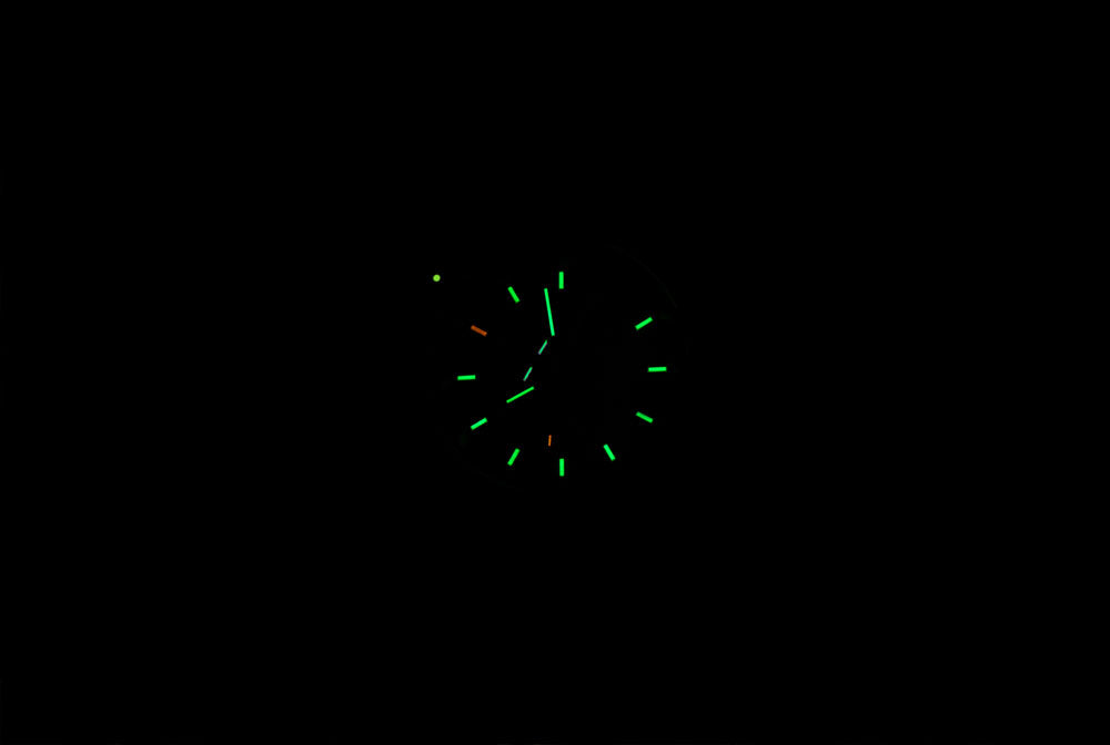 Traser P69 Black Stealth 109861 Herren Uhr • Swiss Made Quarzwerk • Saphirglas