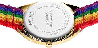 Bering 127220-36-334 Damenuhr • Kratzfestes Saphirglas • Feines Milanaise-Armband