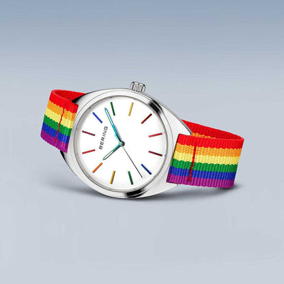 Bering Freedom 127220-40-004 Uhr • Kratzfestes Saphirglas • Feines Milanaise-Armband