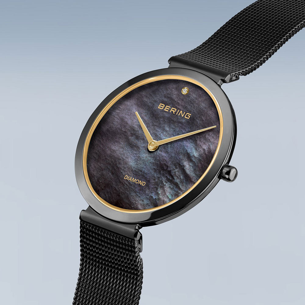 Bering Classic 18132-132 Damenuhr • Saphirglas • Milanaise