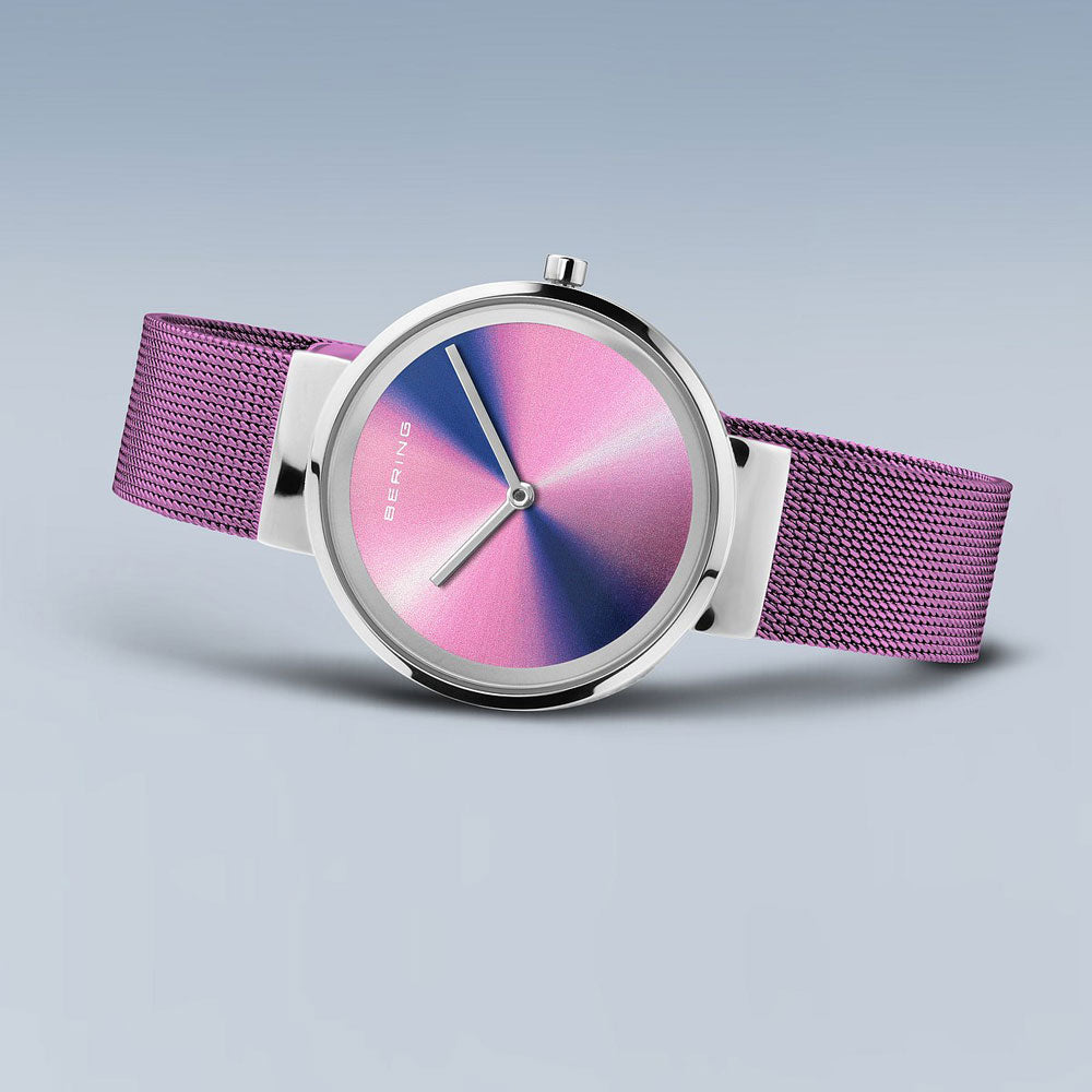 Bering Ultra Slim 19031-909 Women's Watch • Scratch-resistant sapphire crystal • Fine Milanese bracelet