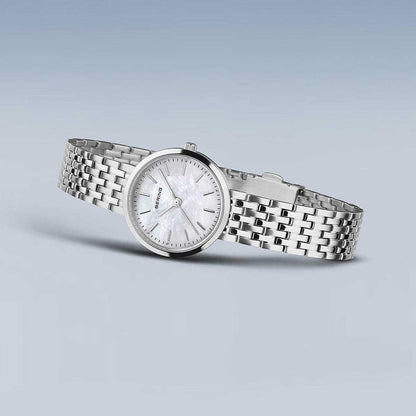 Bering Classic 19126-700 Damenuhr • Kratzfestes Saphirglas • Perlmutt-Zifferblatt
