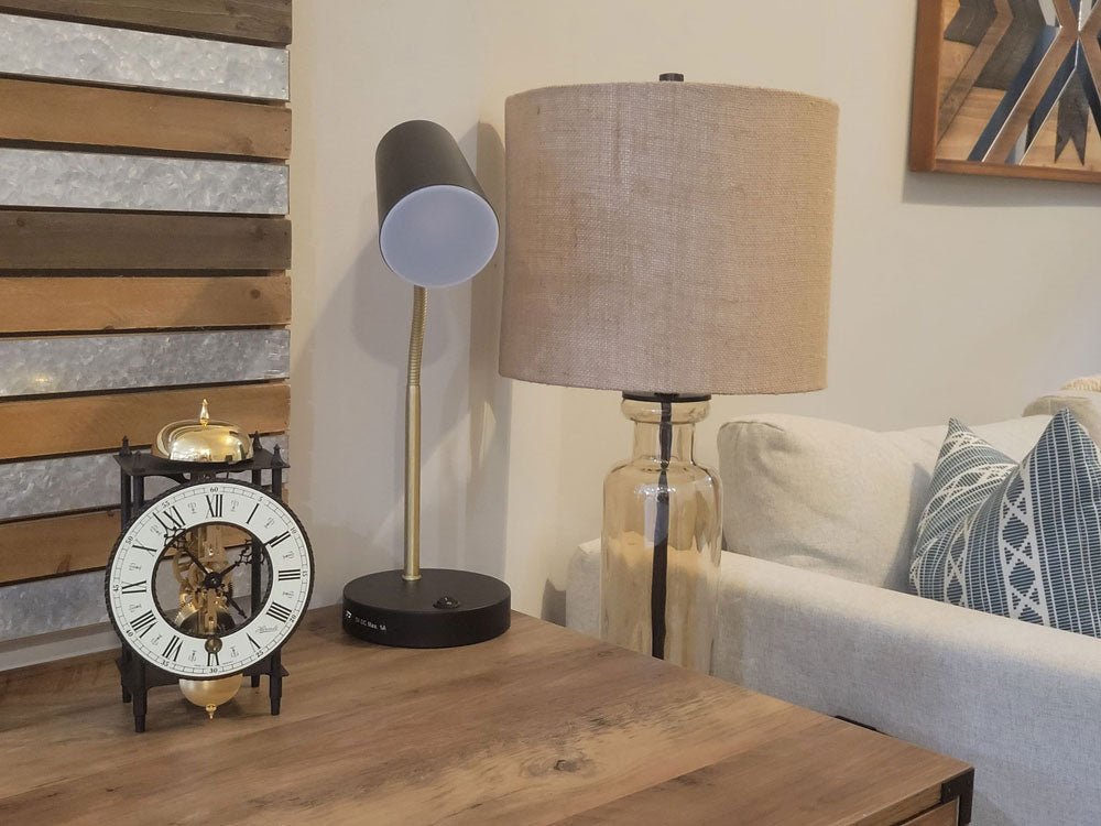 Tischuhr Schwarz Schlag auf Glocke - Hermle Modell: 23001-000711