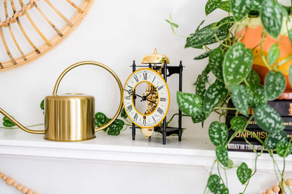 Tischuhr Schwarz Schlag auf Glocke - Hermle Modell: 23003-000711