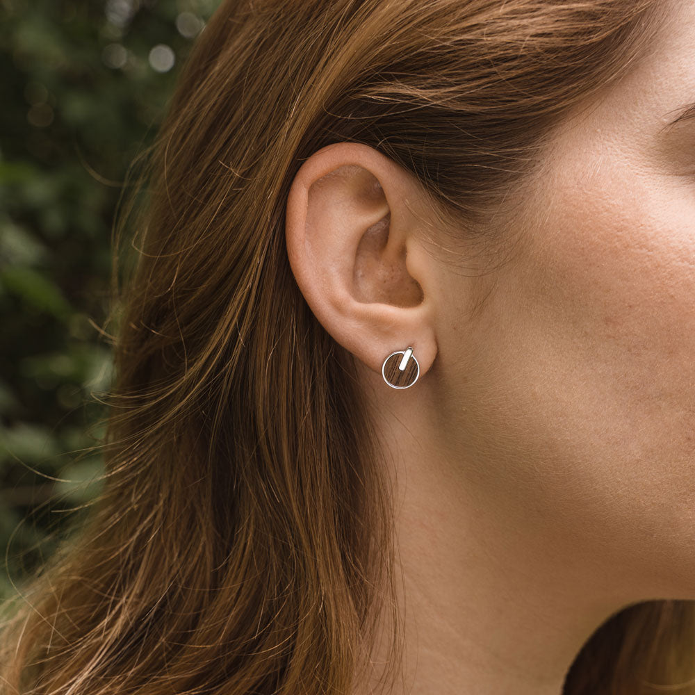 Opacity Ohrringe rund mit Holzelement - Holzkern Modell: Jewelry