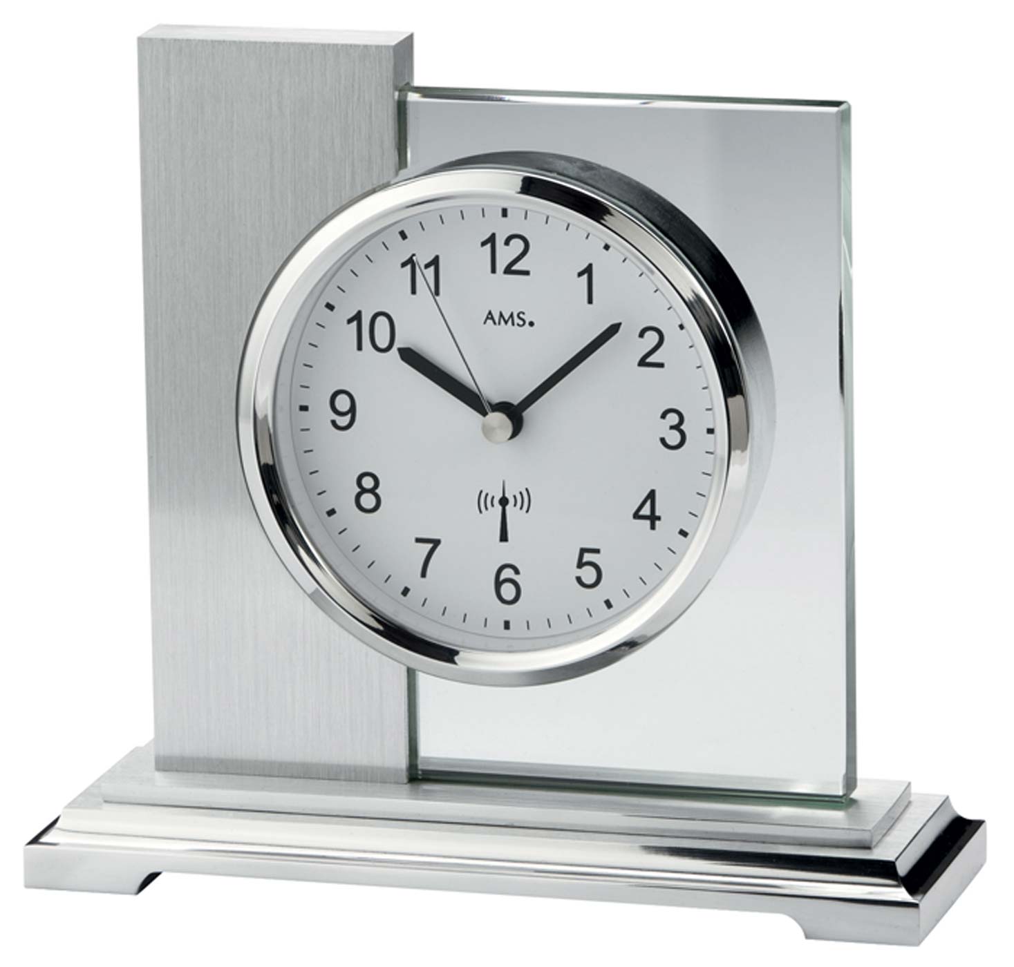 AMS Tischuhr 16x17x6 cm Metall • Modernes Funkwerk • Elegantes Design