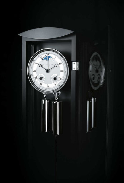 Hermle Wanduhr 78,5x22x11,5 cm Holz • Mechanisches Uhrwerk • Ewiger Kalender