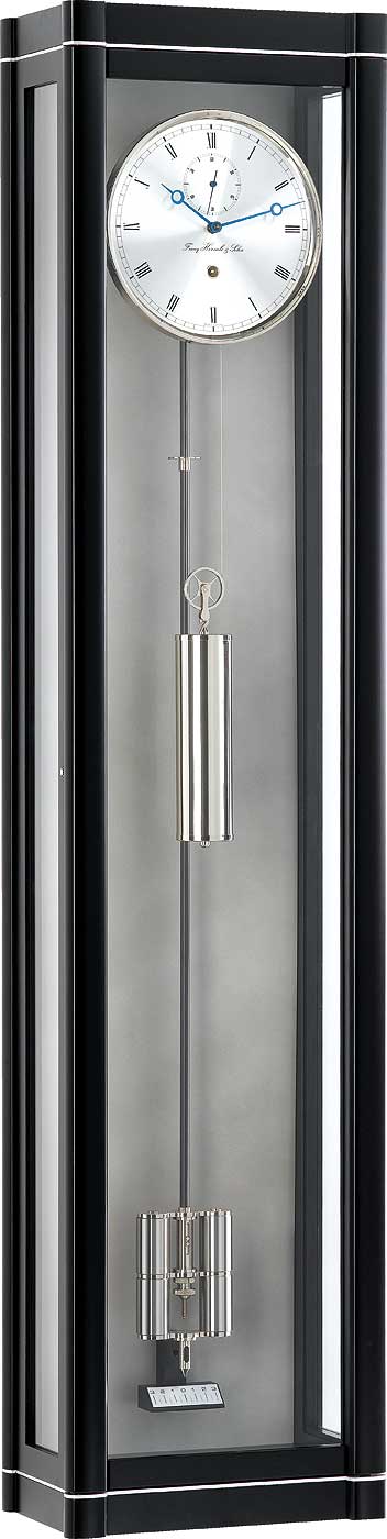 Hermle Wanduhr 133x30,5x19 cm Holz • 31-Tage Präzisionsuhrwerk • Handpoliertes Gehäuse