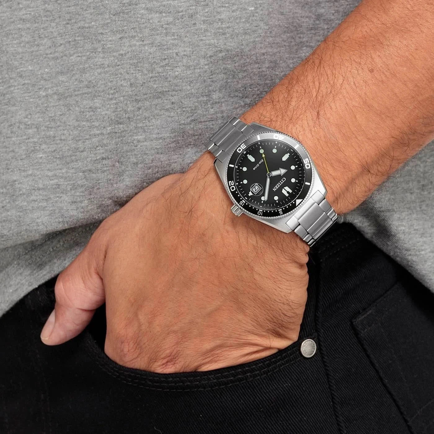 Citizen Eco-Drive AW1760-81E Herrenuhr • Eco-Drive Solarantrieb • Robustes Edelstahlgehäuse