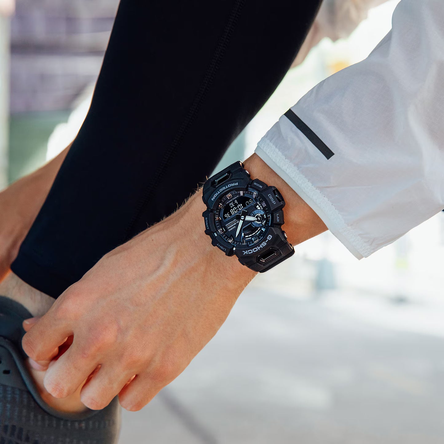 Casio G-Shock GBA-900-1AER Herren Uhr • Bluetooth® Smart Link • Robustes Resin-Gehäuse