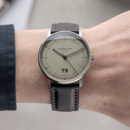 Sternglas S01-NAG26-BR02 Herrenuhr • Saphirglas • Großdatum