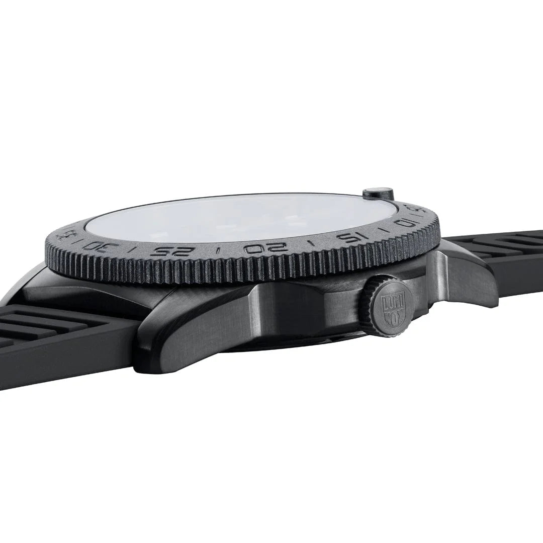 Luminox Pacific Diver XS.3121.BO.1 Uhr • LLT Leuchttechnologie • Robustes Carbonox