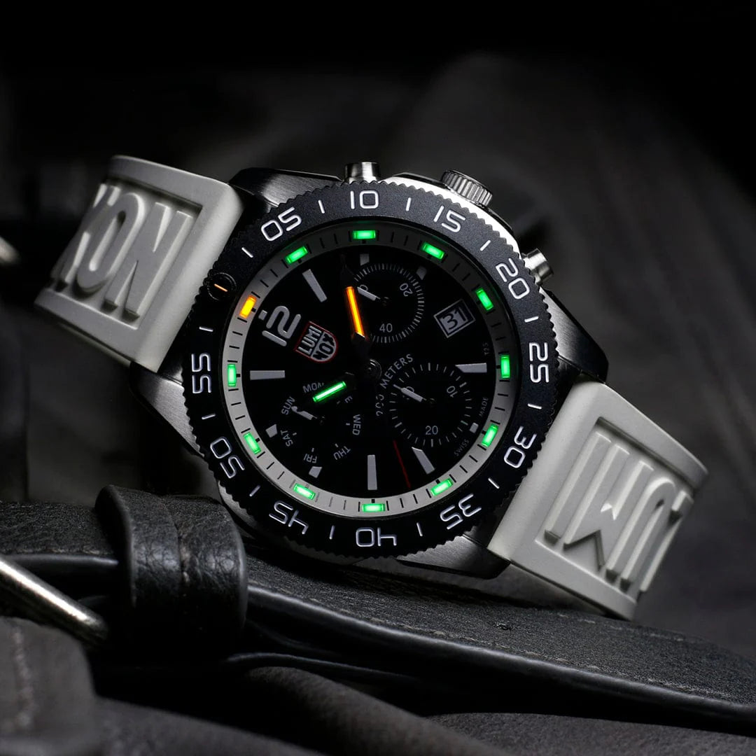 Luminox Pacific Diver XS.3141 Herren Uhr • Swiss Quarz • Saphirglas
