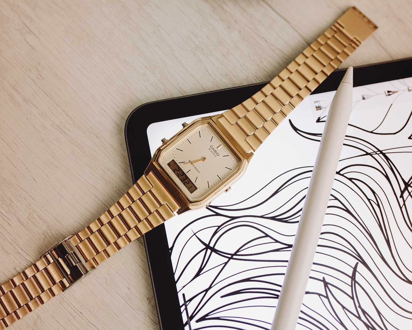 Casio Vintage AQ-230GA-9DMQYES Uhr • Analog-Digital Anzeige • Faltschließe