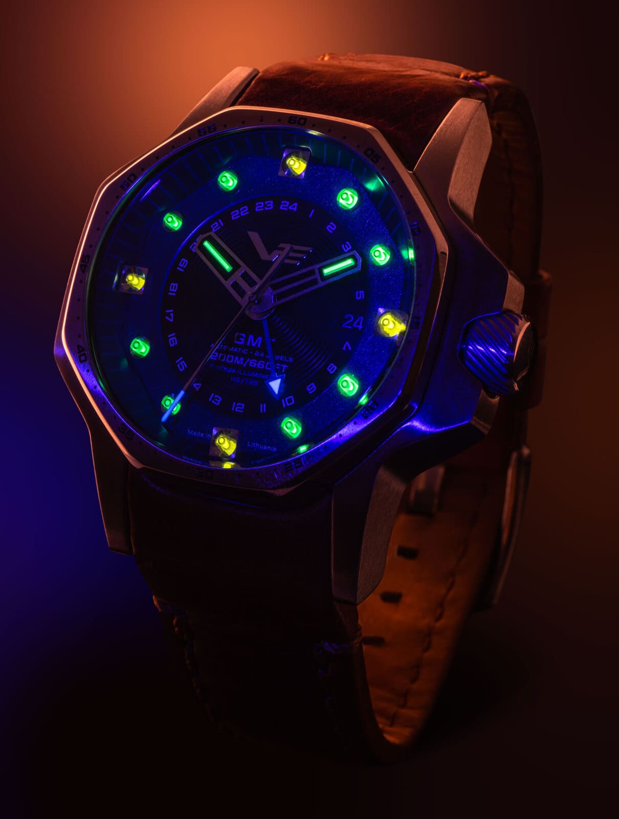 Vostok Europe NH34-640A701 Herrenuhr • Tritium • K1 Glas