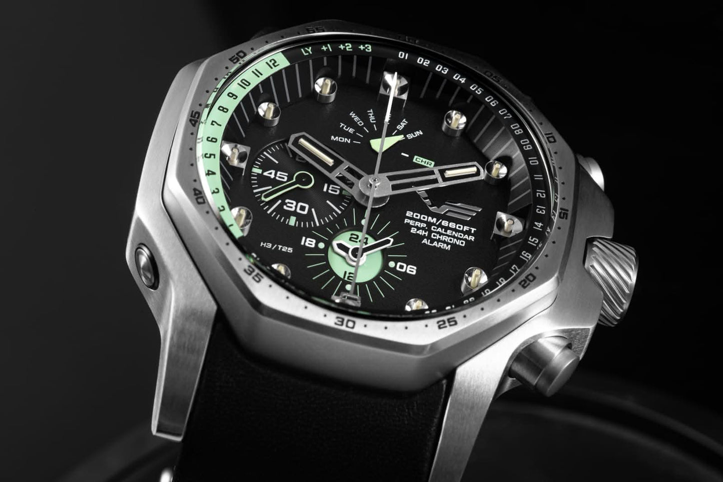 Vostok Europe Atomic Age YM86-640A695 Herrenuhr • Tritium-Röhrchen (GTLS) • K1 Sicherheitsglas