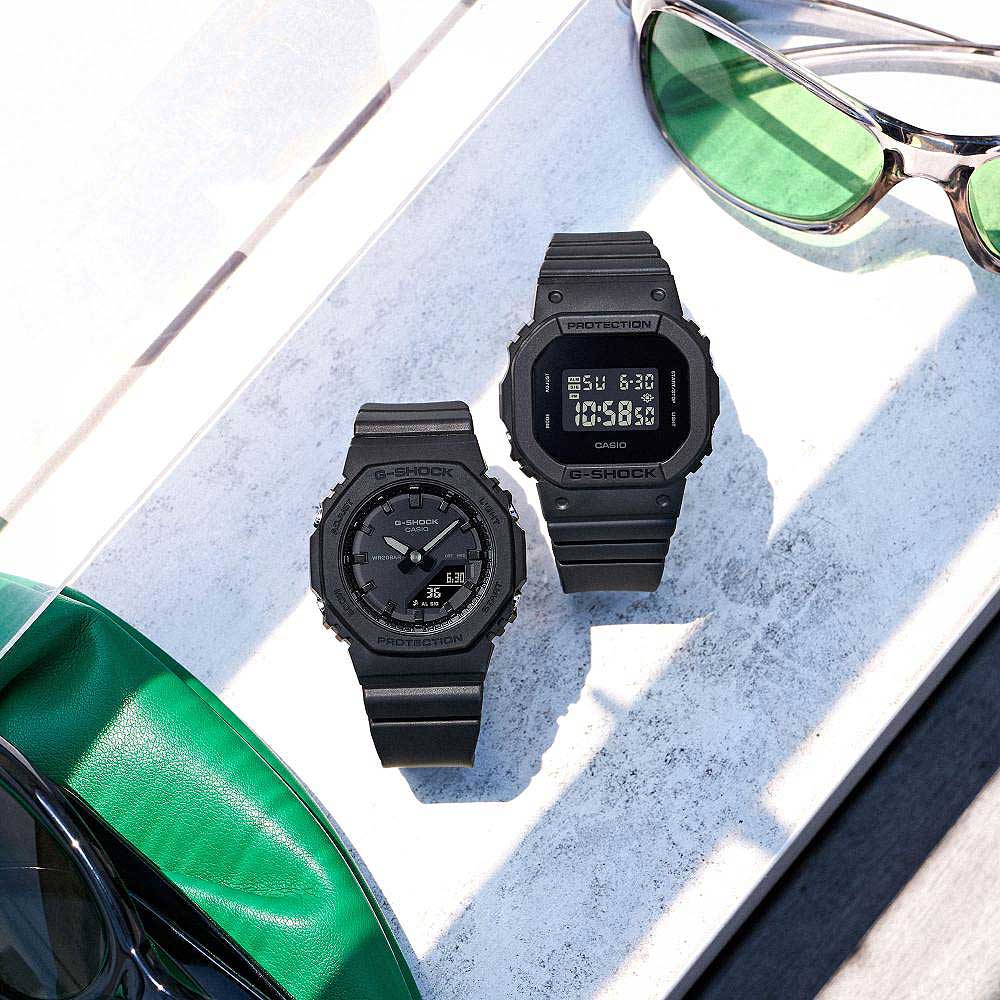 Casio G-Shock GMA-P2100BB-1AER Damenuhr • All Black • Carbon