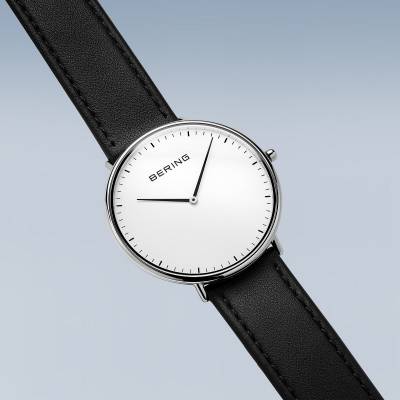 Bering Ultra Slim 15739-404 Uhr • Kratzfestes Saphirglas • Ultraflaches Design