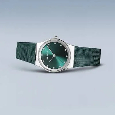 Bering Classic 12927-808 Ladies' Watch • Scratch-Resistant Sapphire Crystal • Fine Milanese Bracelet