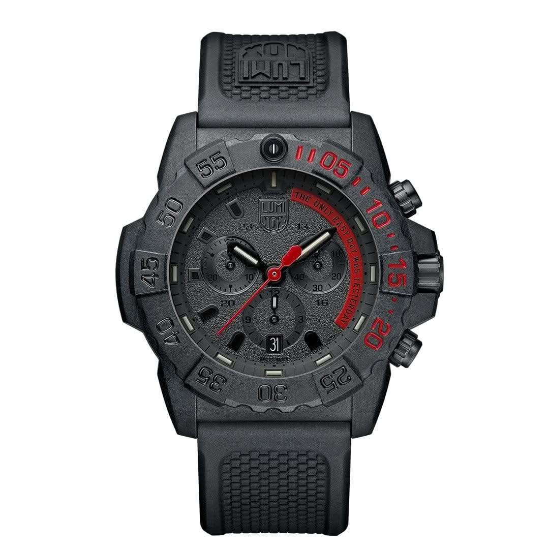 https://cdn.shopify.com/s/files/1/0046/2546/5411/products/luminox-navy-seal-chronograph-45-mm-militaruhr-3581-ey-1.jpg?v=1750237666