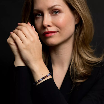 Bracelet made of 6mm stones (amethyst, sodalite, agate, steel 18k gold plated) with gold-plated stainless steel clasp - Rebel&Rose Model: RR-60109-G-S