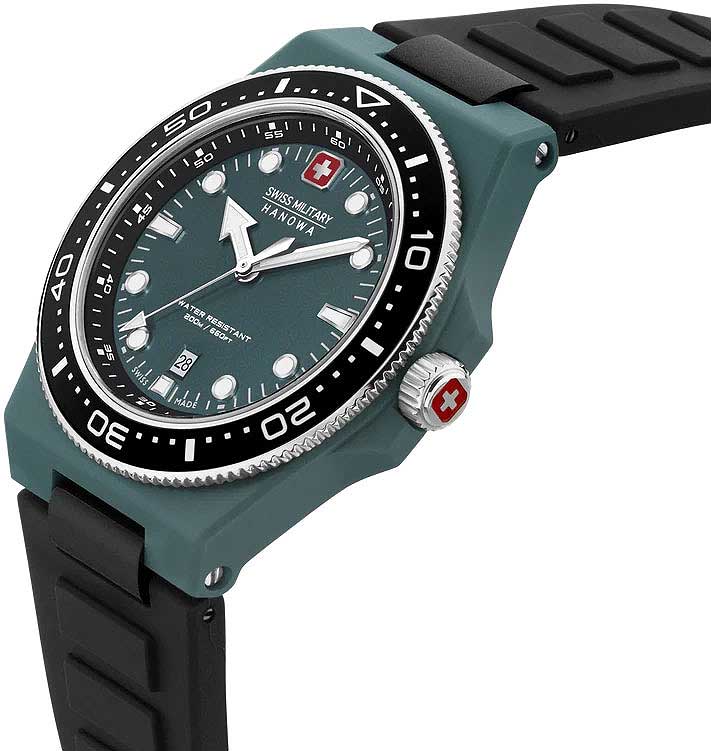 Traser SWISS-MILITARY Uhr • trigalight® • Swiss Made
