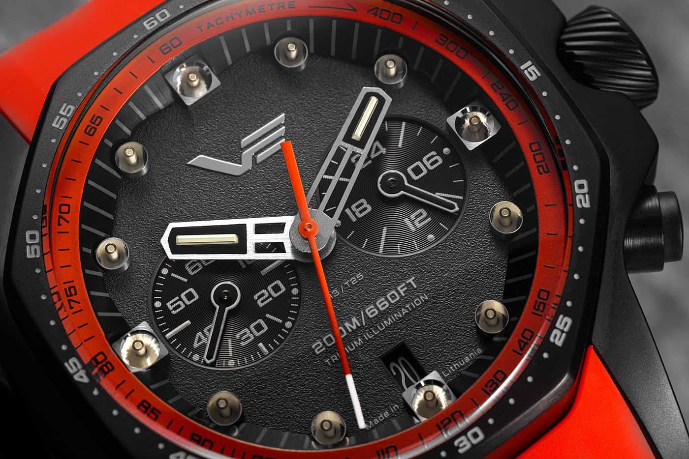 Vostok Europe Atomic Age VK64-640C699 Herrenuhr • Tritium-Beleuchtung • 20 ATM