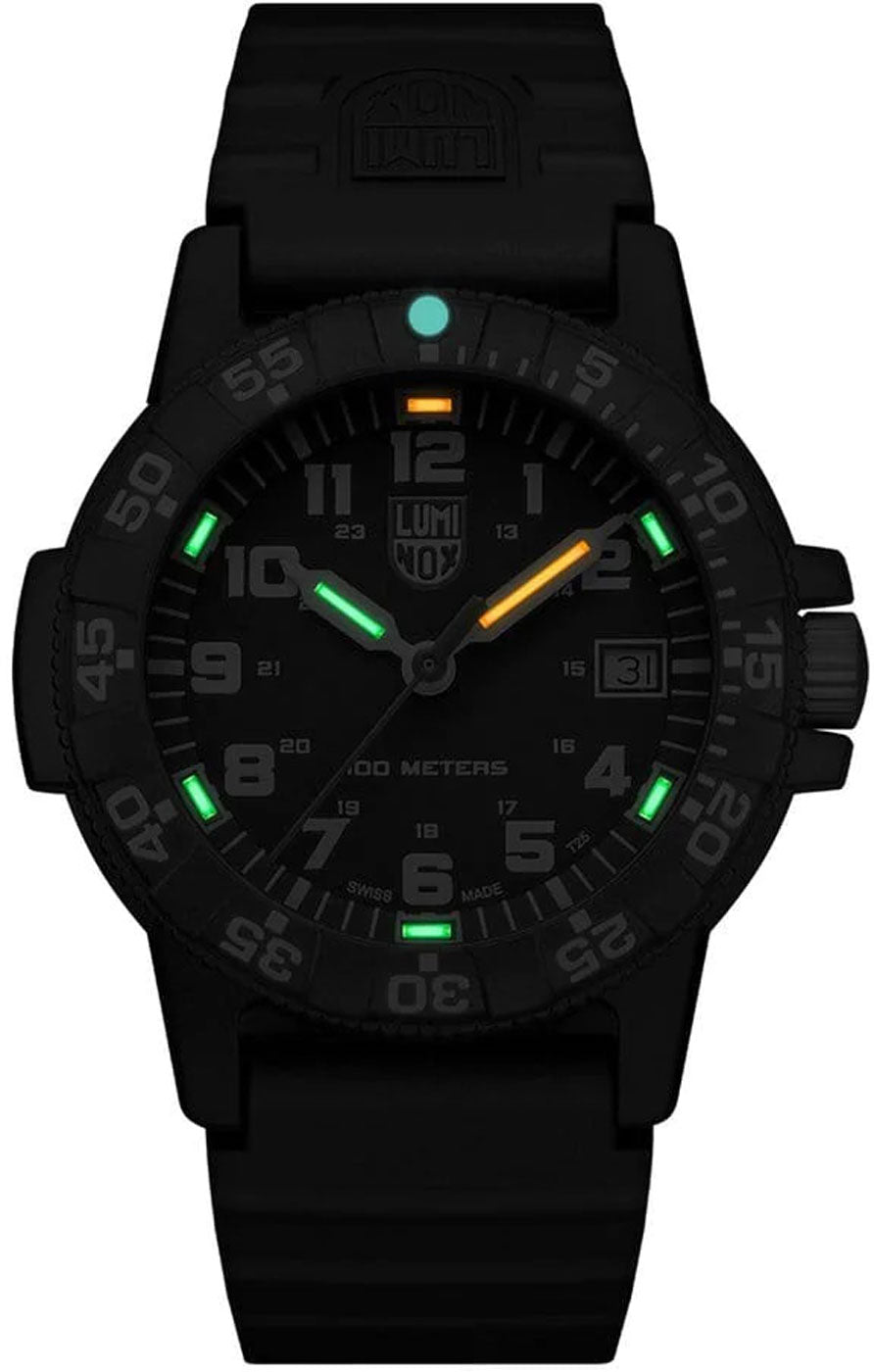 Luminox Leatherback SEA Turtle XS.0301.L Uhr • LLT Leuchttechnologie • Robustes CARBONOX™ Gehäuse
