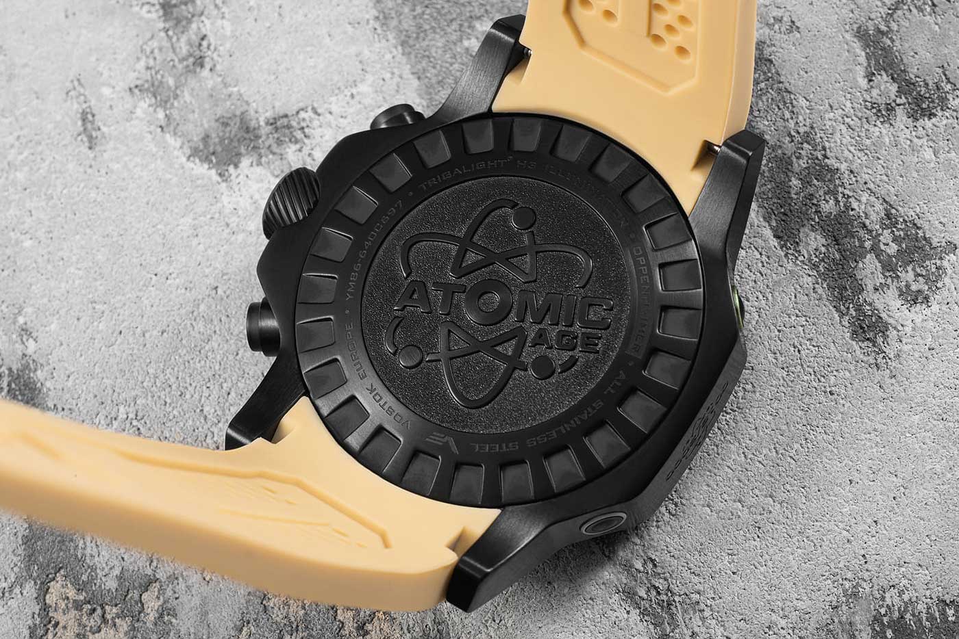 Vostok Europe Atomic Age YM86-640C697 Herrenuhr • Tritium (GTLS) • Ewiger Kalender